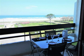 Appartement T2 Front de mer avec parking privatif - 4PC216